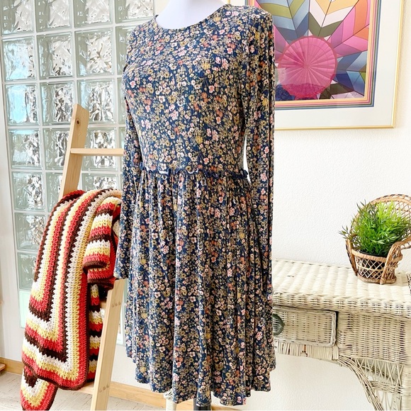 Rewind Retro 90s Navy Blue Knit Ditzy Floral Mini Dress M Grunge Cottage Core - Picture 1 of 5